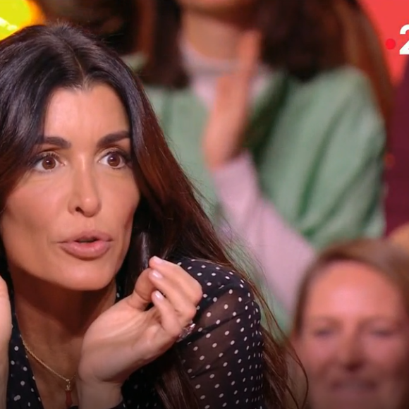 Jenifer très gênée dans "Les enfants de la télé" - France 2