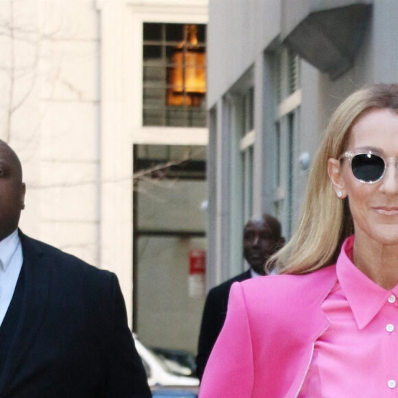 Celine Dion a choisi de s'habiller en rose pour la Journée Internationale pour les Droits des Femmes à New York le 7 mars 2020.