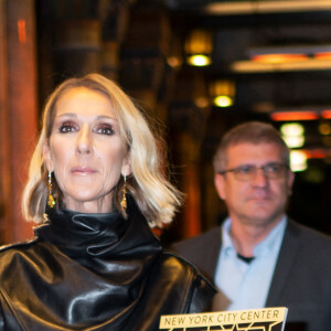 Céline Dion quitte un théâtre de Broadway à New York le 4 février 2020.