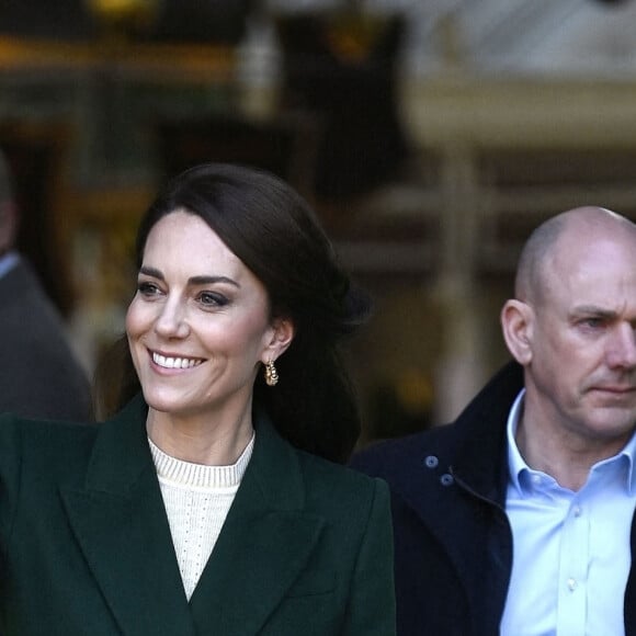 Catherine (Kate) Middleton, princesse de Galles, arrive au complexe de marché Kirkgate sur Vicar Lane à Leeds, West Yorkshire, Royaume Uni, le 31 janvier 2023, où elle rencontre des vendeurs et des membres du public pour le lancement de la campagne Shaping Us qui sensibilise à l'importance unique de la petite enfance. 