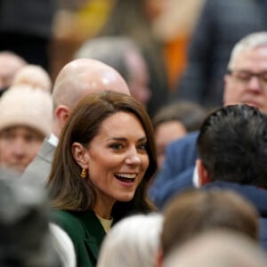 Catherine (Kate) Middleton, princesse de Galles, au complexe de marché Kirkgate sur Vicar Lane à Leeds, West Yorkshire, Royaume Uni, le 31 janvier 2023, où elle rencontre des vendeurs et des membres du public pour le lancement de la campagne Shaping Us qui sensibilise à l'importance unique de la petite enfance. 