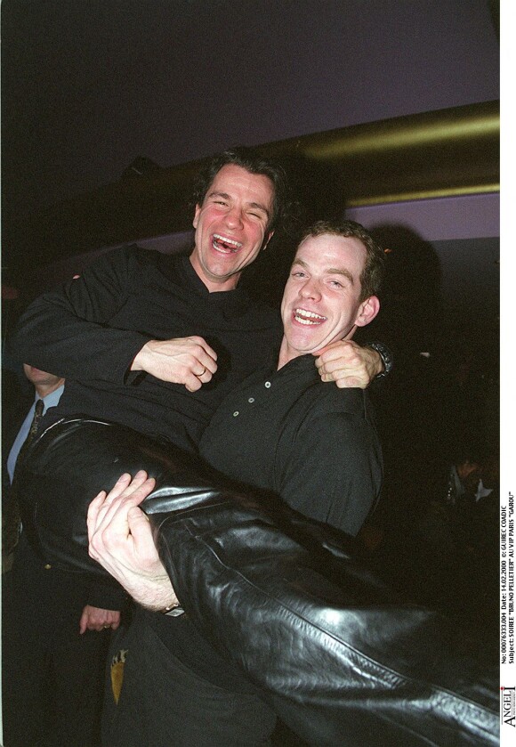 Bruno Pelletier et Garou lors d'une soirée au VIP à Paris le 14 février 2000