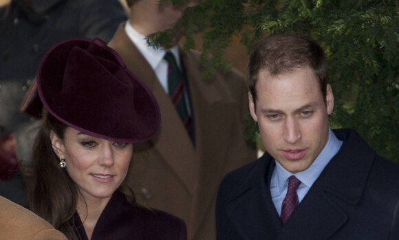 Kate Middleton, duchesse de Cambridge et le prince William - La famille royale se rend à la messe de Noël à Sandringham le 25 décembre 2011