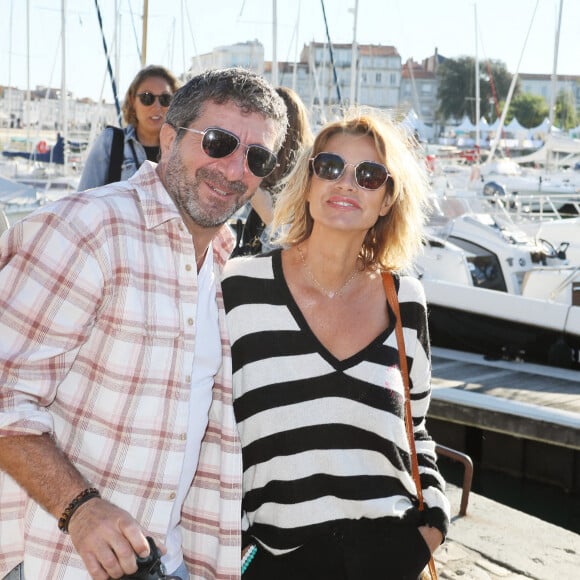 Ingrid Chauvin et son compagnon Philippe Warrin au photocall de la série "Demain nous appartient" lors de la 24ème édition du Festival de la Fiction TV de La Rochelle, France, le 17 septembre 2022. © Patrick bernard/Bestimage 