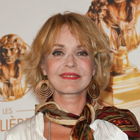 Fanny Cottençon au photocall de la 33ème cérémonie des Molières aux Folies Bergère à Paris le 30 mai 2022. © Coadic Guirec / Bestimage 