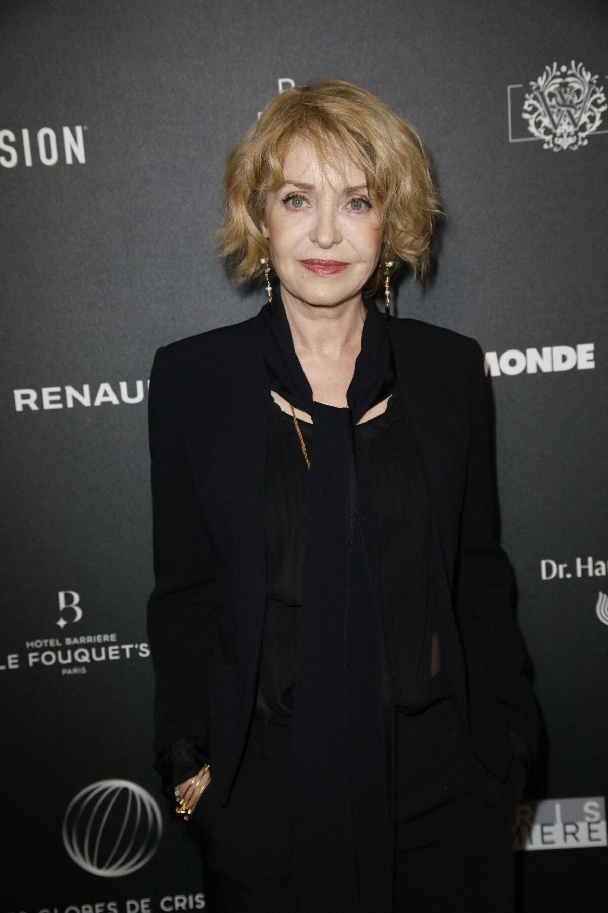 Photo : Fanny Cottençon arrive à la 14ème cérémonie des Globes de ...