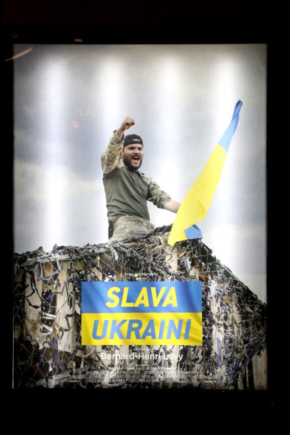 Projection du documentaire "Slava Ukraini" (Gloire à l'Ukraine) de Bernard-Henri Lévy au Cinéma Balzac à Paris, le 6 février 2023. © Bertrand Rindoff / Bestimage