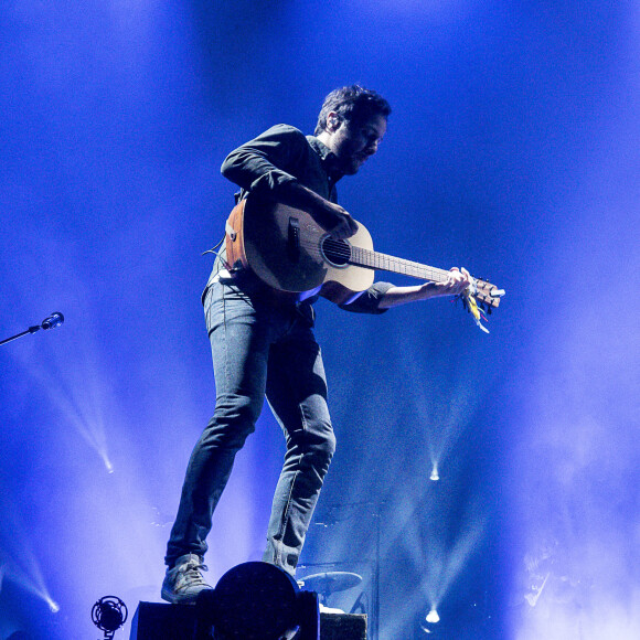 Le chanteur Vianney sur la scène du festival du Printemps de Pérouges à la Plaine de l'Ain à Saint-Vulbas, le 1er juillet 2022. © Sandrine Thesillat / Panoramic / Bestimage