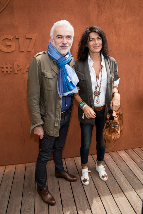Pascal Praud et sa femme au village lors des internationaux de France de Roland Garros à Paris, le 3 juin 2017. © Dominique Jacovides - Cyril Moreau/ Bestimage 