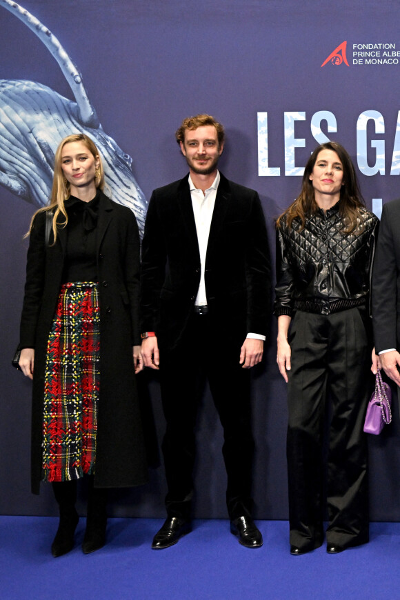 Beatrice Borromeo, son mari, Pierre Casiraghi et Charlotte Casiraghi durant l'avant première mondiale au Grimaldi Forum à Monaco, le 9 février 2023, du film "Les gardiennes de la planète" réalisé par Jean-Albert Lièvre et raconté par J.Dujardin.  © Bruno Bebert / Bestimage 