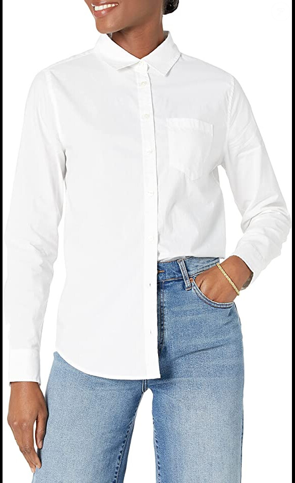 Optez pour un basique de la garde-robe avec cette chemise en popeline blanche Amazon Essentials