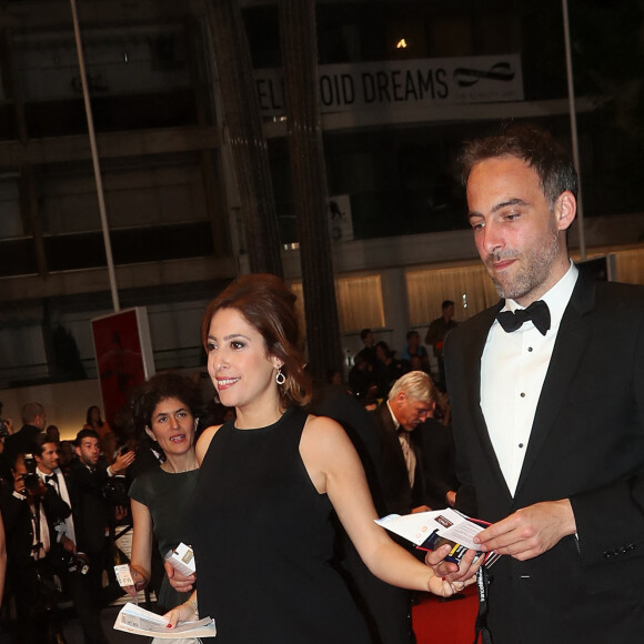 Léa Salamé et son compagnon Raphaël Glucksmann - Montée des marches du film "Le Redoutable" lors du 70ème Festival International du Film de Cannes. Le 21 mai 2017. © Borde-Jacovides-Moreau/Bestimage 