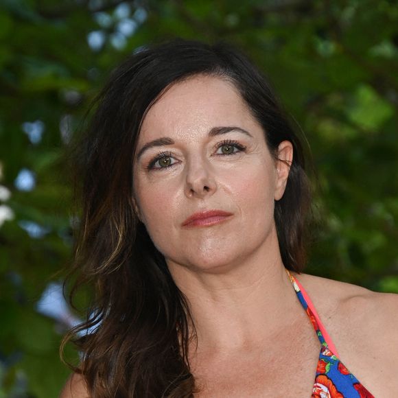Laure Calamy au photocall du film "Les Cyclades" lors du 15ème festival du film francophone de Angoulême, France, le 26 août 2022. © Coadic Guirec/Bestimage 