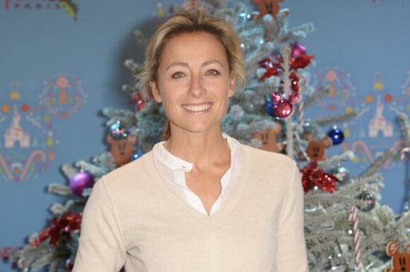 Anne-Sophie Lapix - Lancement du Noël de Disneyland Paris avec une nouvelle parade sur le thème "Les Nouvelles Princesses" à Marne-la-Vallée, le 15 novembre 2014.