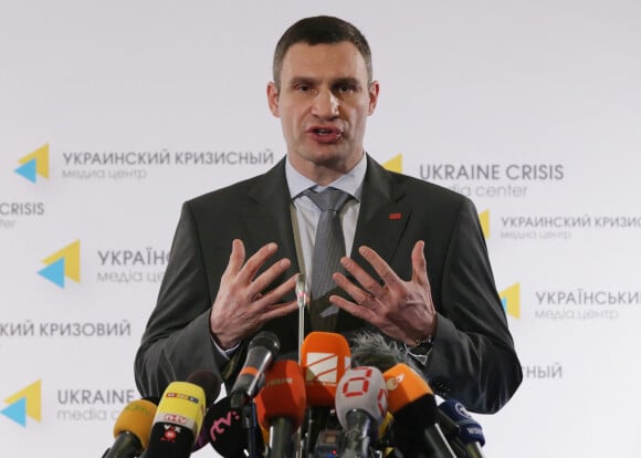 Le leader du parti UDAR Vitali Klitschko tient un conférence de presse sur la la situation en Crimée à l'hôtel Ukraine à Kiev le 17 mars 2014, au lendemain du référendum pour le rattachement de la Crimée à la Russie. 96,77% des votes sont favorables au rattachement.