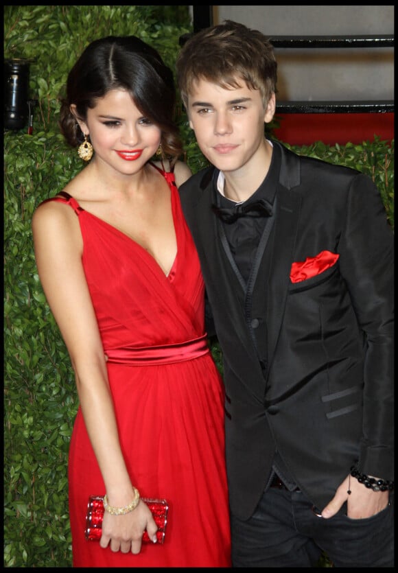 Selena Gomez et son ex petit ami, Justin Bieber lors de la 83 ème cérémonie des Oscars à Hollywood le 27 février 2011.