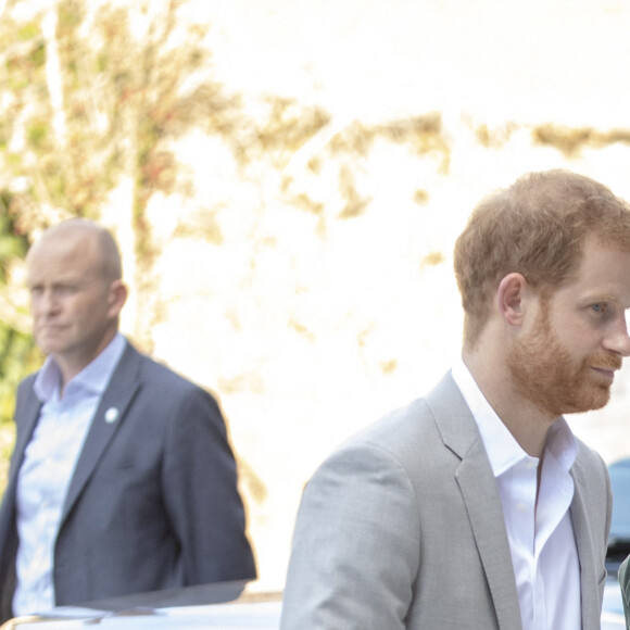 Le prince Harry, duc de Sussex, et Meghan Markle, duchesse de Sussex, inaugurent l'université technologique à Bognor Regis. C'est leur première visite dans le comté de Sussex depuis leur mariage. Le 3 octobre 2018 