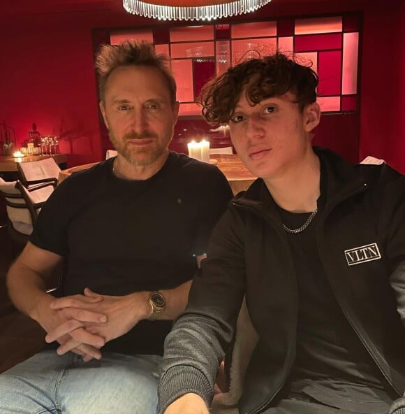 David Guetta et son fils Elvis sur Instagram. Le 27 février 2022.