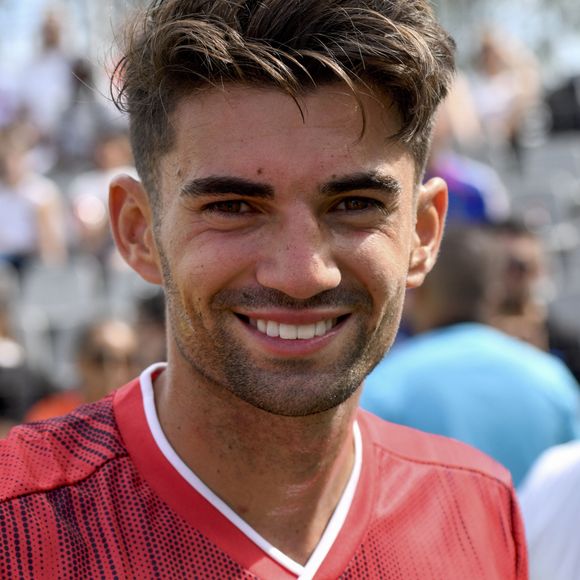 On peut notamment voir Véronique Zidane avec sa petite fille Sia dans les bras.
Enzo Zidane lors de la grande finale de la Z5 Cup à Aix-en-Provence, France, 23 juin 2019. Après avoir traversé 12 villes qui auront vu plus de 250 équipes tenter leur chance dans les complexes Z5 et Le Five en France, Outremer, en Italie et en Espagne, aura lieu au Z5 d'Aix-en-Provence, la grande finale de la Z5 Cup. Le 23 juin est aussi l'anniversaire de Z.Zidane et le jour du lancement du tout premier Z5 à Aix en 2011. Au programme de cette grande fête du foot à cinq, le plateau final des 24 équipes, des animations pour tous les âges, tournoi enfants, ateliers culinaires, etc... © Norbert Scanella/Panoramic/Bestimage
