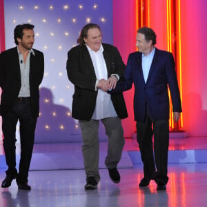 La perte de son fils, Gérard Depardieu ne s'en ai jamais remis.
Edouard Baer, Gérard Depardieu, Michel Drucker - Enregistrement de l'émission "Vivement Dimanche" à Paris.