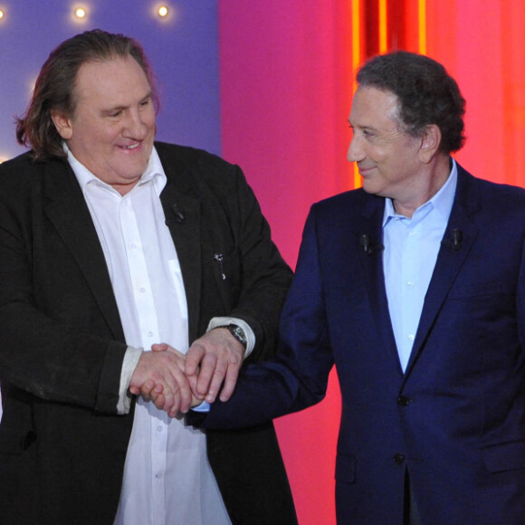 La perte de son fils, Gérard Depardieu ne s'en ai jamais remis.
Edouard Baer, Gérard Depardieu, Michel Drucker - Enregistrement de l'émission "Vivement Dimanche" à Paris.