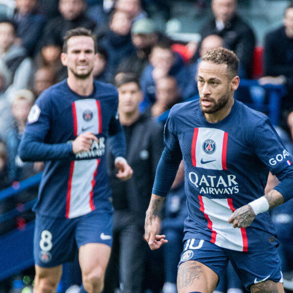 Malgré tout, il peut compter sur le soutien de sa chérie, Bruna Biancardi. Les amoureux se sont remis ensemble il y a quelques semaines
 
Neymar Jr (Paris SG) lors du match de Ligue 1 Uber Eats "PSG - Lille (4-3)" au Parc des Princes, le 19 février 2023.