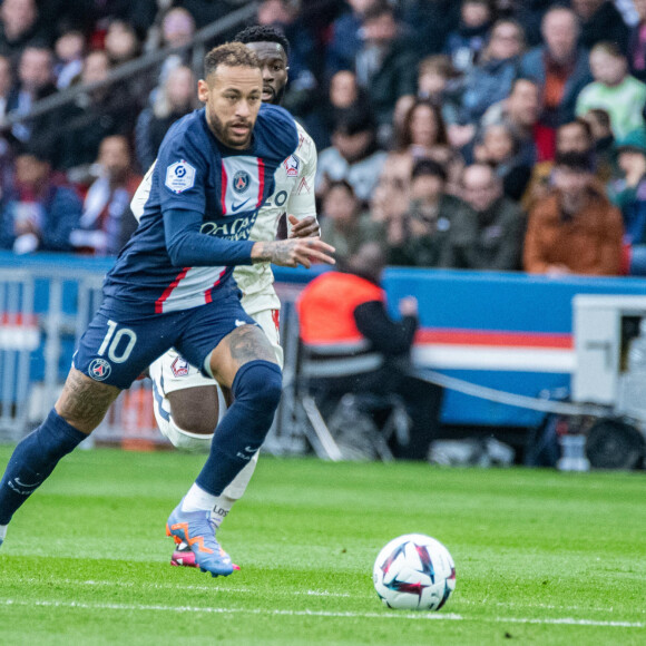 Neymar Jr (Paris SG) lors du match de Ligue 1 Uber Eats "PSG - Lille (4-3)" au Parc des Princes, le 19 février 2023.