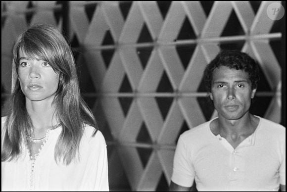 Françoise Hardy et Jean-Marie Périer lors d'une soirée