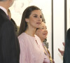 Letizia d'Espagne était une nouvelle fois en look printanier ce jeudi à Madrid. 
Le roi Felipe VI et la reine Letizia d'Espagne, inaugurent la 42ème Foire Internationale d'Art Contemporain-ARCO à Madrid. 