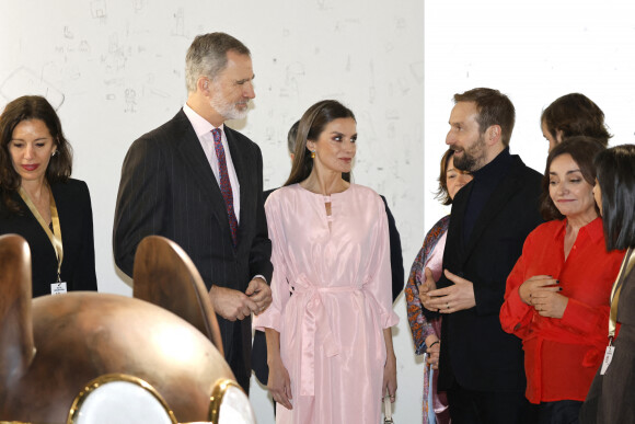 Le roi Felipe VI et la reine Letizia d'Espagne, inaugurent la 42ème Foire Internationale d'Art Contemporain-ARCO à Madrid, le 23 février 2023. 