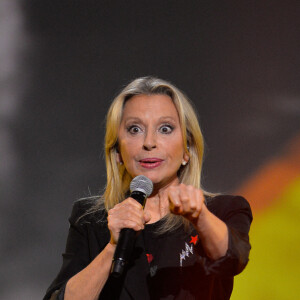 Véronique Sanson lors de la 32ème cérémonie des "Victoires de la Musique" au Zénith de Paris, le 10 février 2017. © Guirec Coadic/Bestimage 