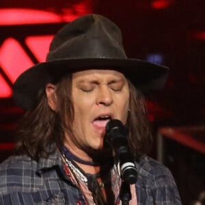Exclusif - Johnny Depp est en concert avec Jeff Beck à Thousand Oaks, le 5 novembre 2022.