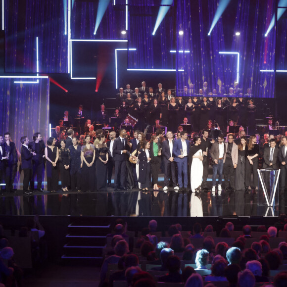 Stéphane Bern et les artistes de la soirée - 30ème cérémonie des Victoires de la musique classique à Dijon, présentée par S.Bern et diffusée en direct sur France 3. Le 1er mars 2023 © Jack Tribeca / Bestimage 