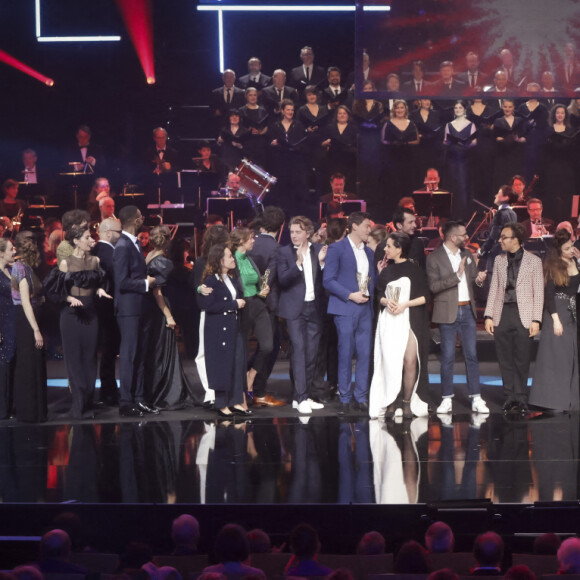 Stéphane Bern et les artistes de la soirée - 30ème cérémonie des Victoires de la musique classique à Dijon, présentée par S.Bern et diffusée en direct sur France 3. Le 1er mars 2023 © Jack Tribeca / Bestimage 