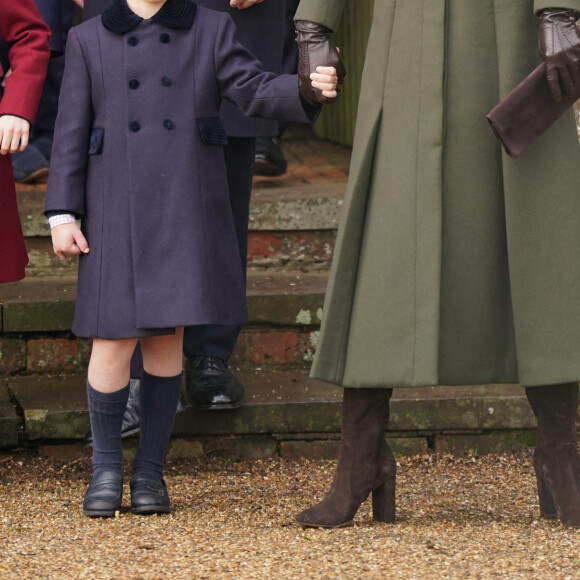 La famille royale d'Angleterre assiste au service religieux de Noël à l'église St Mary Magdalene à Sandringham, Norfolk le 25 décembre 2022. 