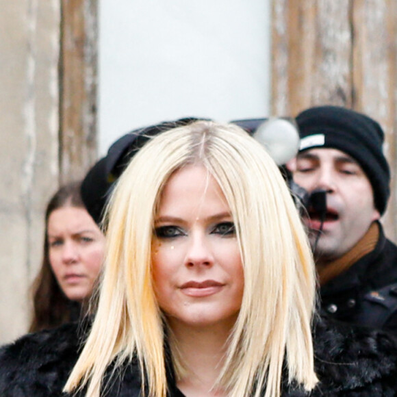 Avril Lavigne - Arrivées au défilé de mode prêt-à-porter automne-hiver 2023/2024 "Stella McCartney" au Manège de l'Ecole Militaire lors de la Fashion Week de Paris. Le 6 mars 2023 © Christophe Clovis-Veeren / Bestimage 