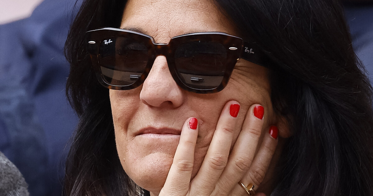 Florence Foresti succombe  l'une de ses addictions : la comdienne grille   la tl ! - Purepeople