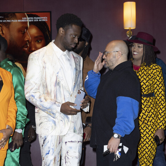 Ils avaient cette fois-ci délaissé le Parc des Princes pour un tapis rouge, puisqu'ils assistaient à l'avant-première d'Ima, au cinéma Gaumont des Champs-Elysées.
Dadju et Hicham Bendaoud (mari de Vitaa) - Avant-première du film "Ima" au cinéma Gaumont Champs-Élysées à Paris le 5 mai 2022. © Cyril Moreau/Bestimage