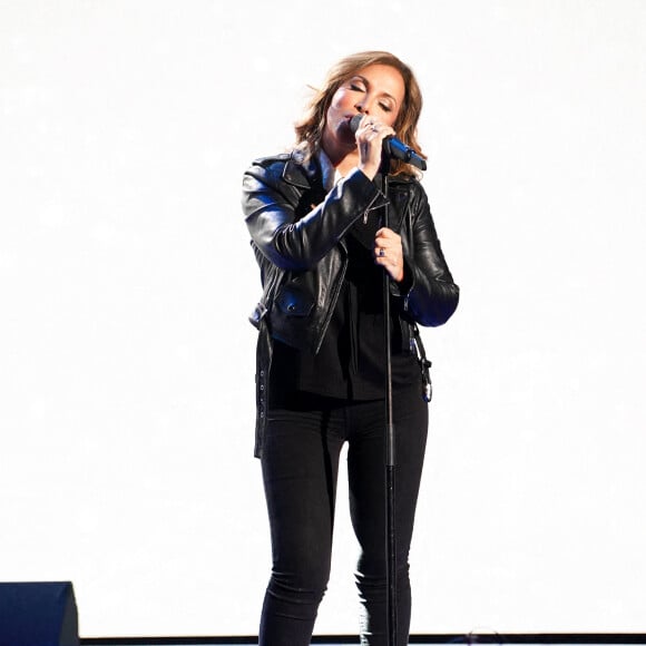 Elle avait décidé de prendre les devants pour éviter que de fausses rumeurs circulent à ce sujet.
Exclusif - Hélène Segara - Surprises - Enregistrement de l'émission "La boîte à secrets 12", présentée par F.Bollaert et diffusée le 17 décembre sur France 3. Le 5 octobre 2021 © Rubens Hazon / Bestimage