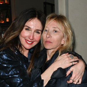 Exclusif - Elsa Zylberstein et Sylvie Testud - Cocktail dînatoire avec l'équipe du film "Simone, le voyage du siècle" pour fêter les 2 500 000 entrées au Club Marigny à Paris le 8 mars 2023. © Coadic Guirec/Bestimage 