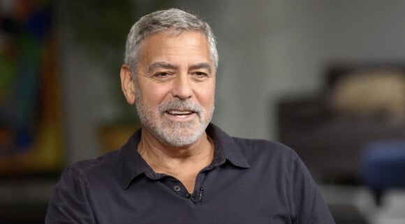 George Clooney et Julia Roberts sur le plateau de l'émission "The Today Show" à Los Angeles, le 10 octobre 2022.