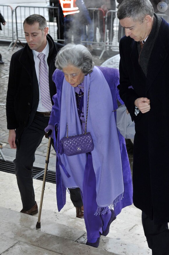 La famille royale de Belgique, dont la reine Fabiola, était réunie le 22 février 2010 à Bruxelles pour honorer ses morts