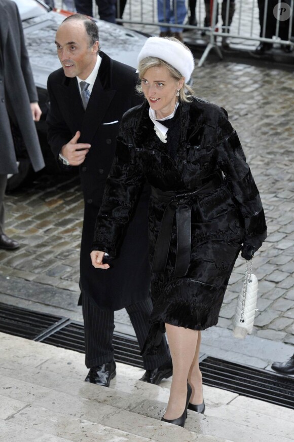 La famille royale de Belgique, dont la princesse Astrid et son mari l'archiduc Lorenz d'Autriche, était réunie le 22 février 2010 à Bruxelles pour honorer ses morts
