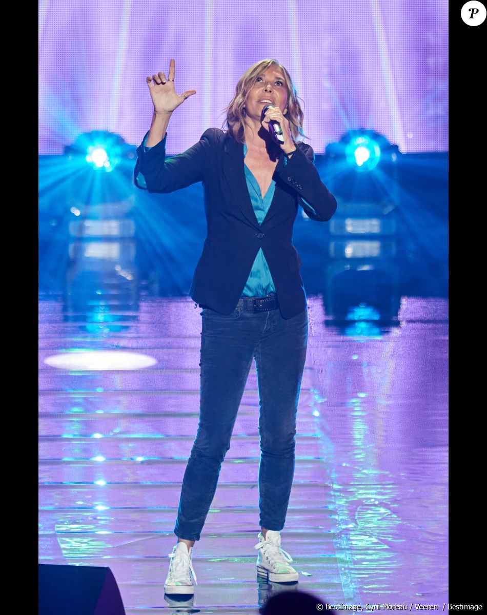 Exclusif - La chanteuse Zazie - Enregistrement de l'émission "La fête de la Chanson française" à Paris, diffusée le 29 novembre sur France 2. Le 7 novembre 2022 © Cyril Moreau-Veeren / Bestimage