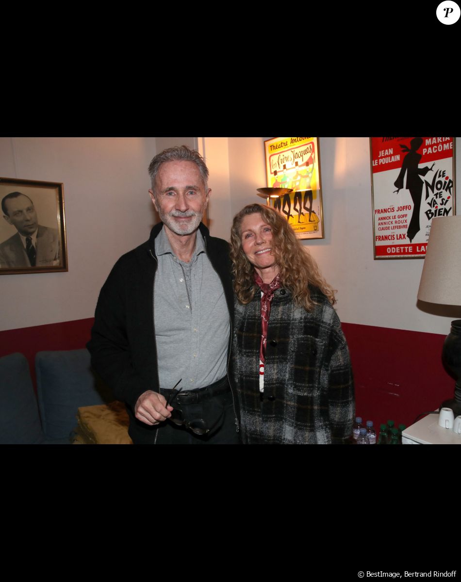 Exclusif - Thierry Lhermitte et sa femme Hélène - People à la représentation de la pièce de théâtre "Fleurs de soleil" au théâtre Antoine à Paris. © Bertrand Rindoff/Bestimage