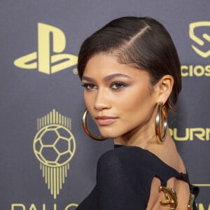 Zendaya - Photocall de la cérémonie du Ballon d'Or 2021 au Théâtre du Châtelet le 29 novembre 2021. © Cyril Moreau/Bestimage 