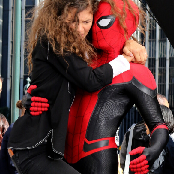 Zendaya et Tom Holland sur le tournage de "Spiderman: Far From Home" à New York le 12 octobre 2018. 