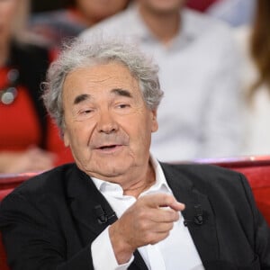 Pierre Perret - Enregistrement de l'émission "Vivement Dimanche" à Paris le 20 octobre 2015 et qui sera diffusée le 25 Octobre 2015, Invité principal Laurent Gerra. © Coadic Guirec / Bestimage 