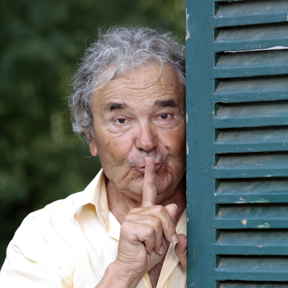 Portrait de Pierre Perret 