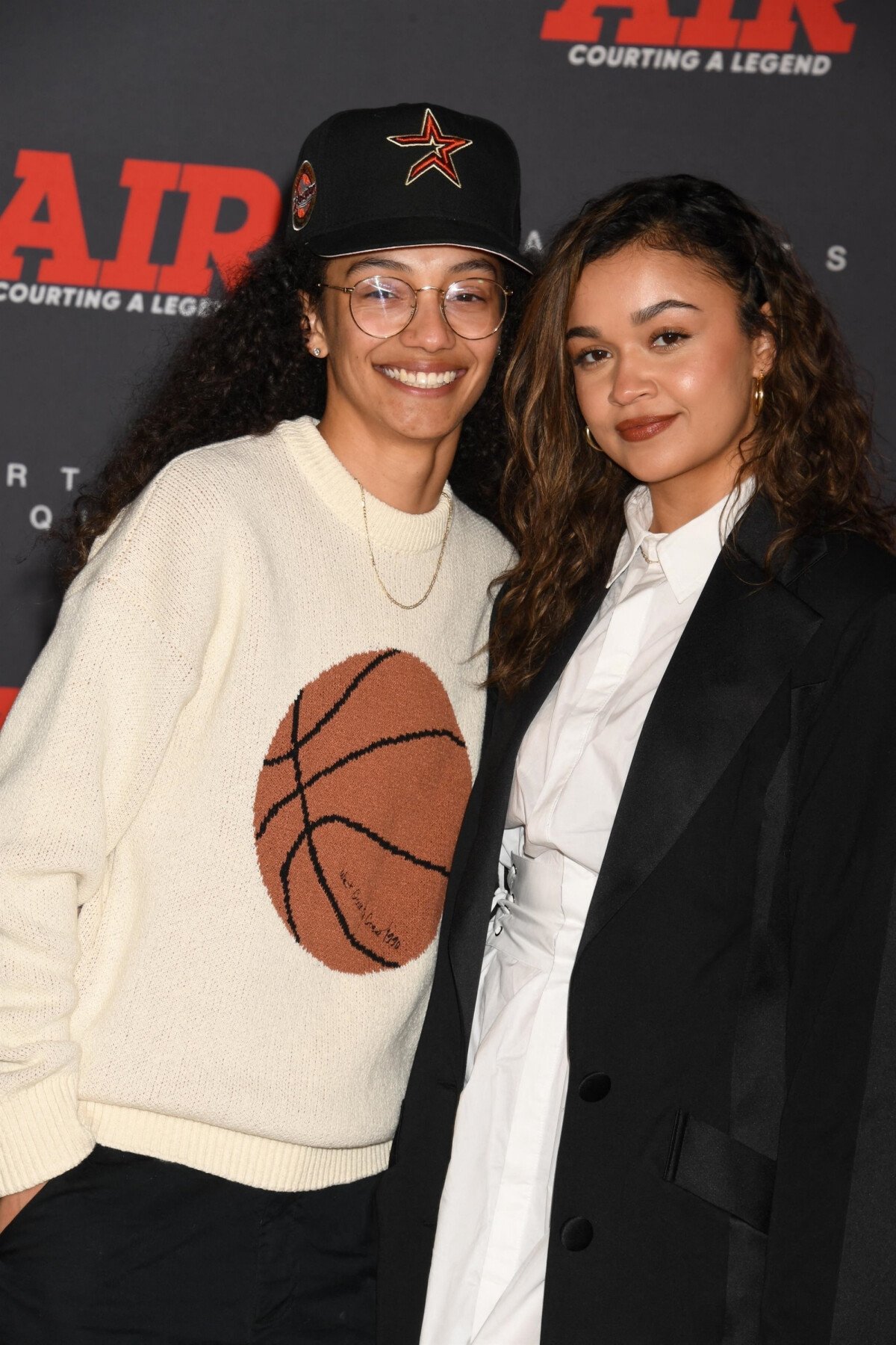 Photo Mariah Linney et Madison Bailey Première du film "AIR" à Los
